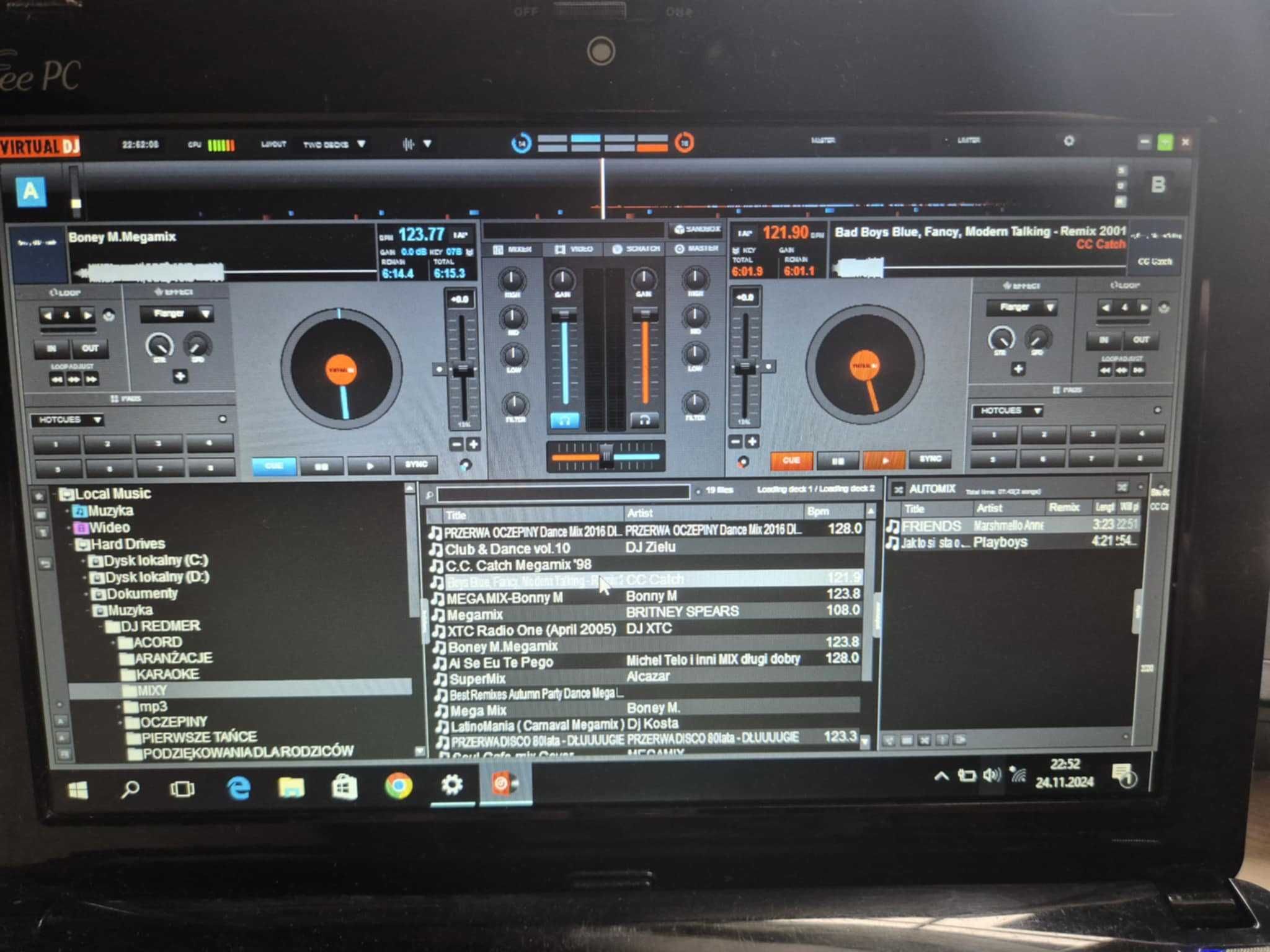 laptopik z wgranymi programami pod głowy FREESTYLER  + VIRTUALDJH
