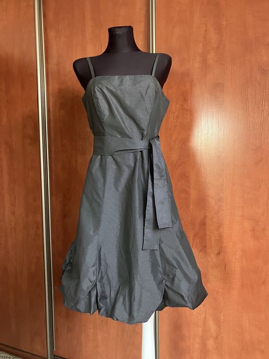 Elegancka stalowo czarna sukienka na wesele, bombka, rozmiar 38
