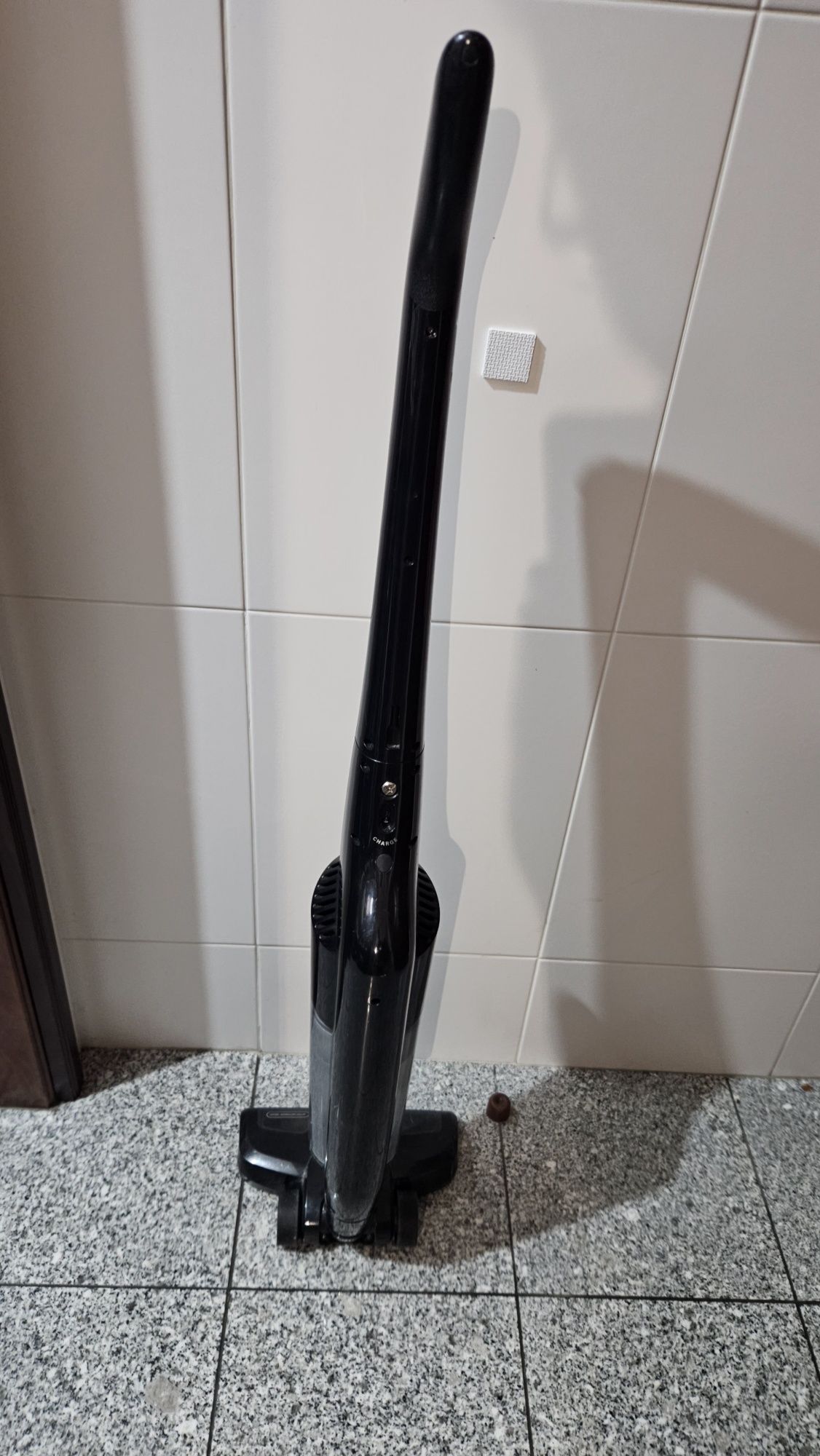 Aspirador Rowenta sem fios 14.4V