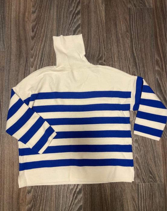 Свитер гольф молочный оверсайз в полоску