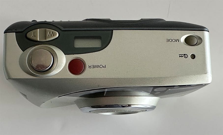 FUJI FILM Zoom Date 60 35mm Point-&-Shoot Automatic Film Camera