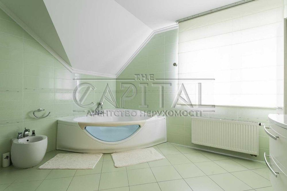 оренда елітного будинку Іванковичи