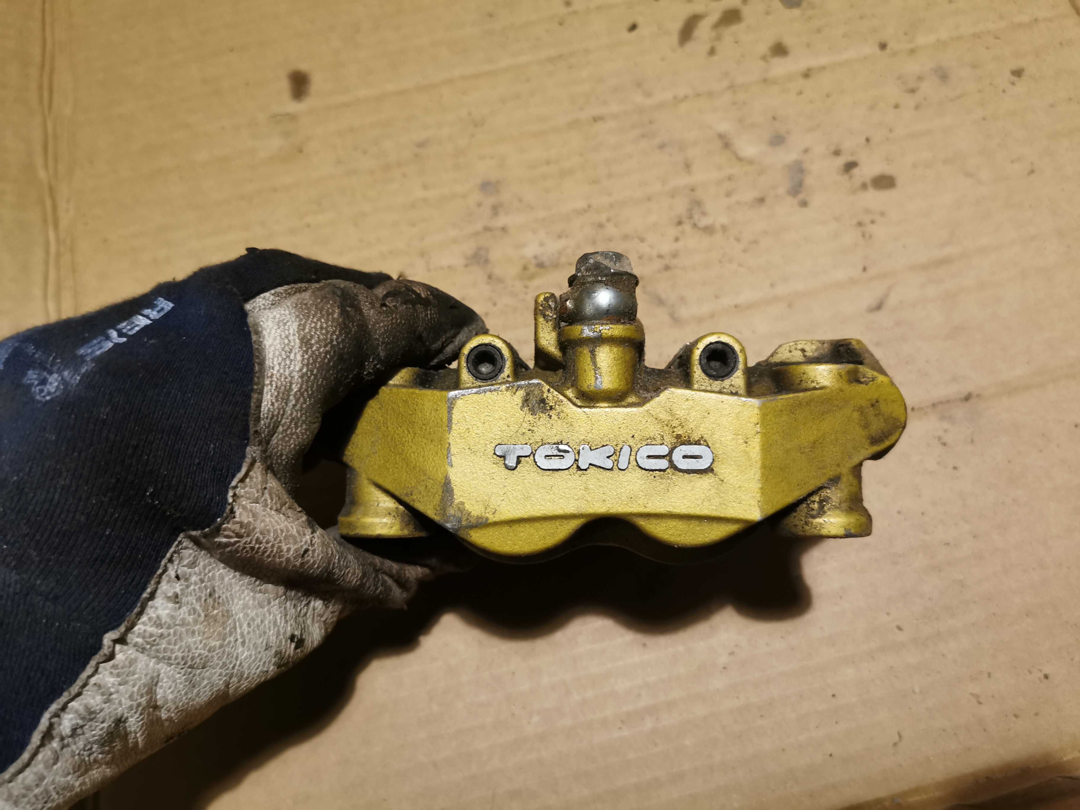 Sprzedam części do GSX-R 750 K5