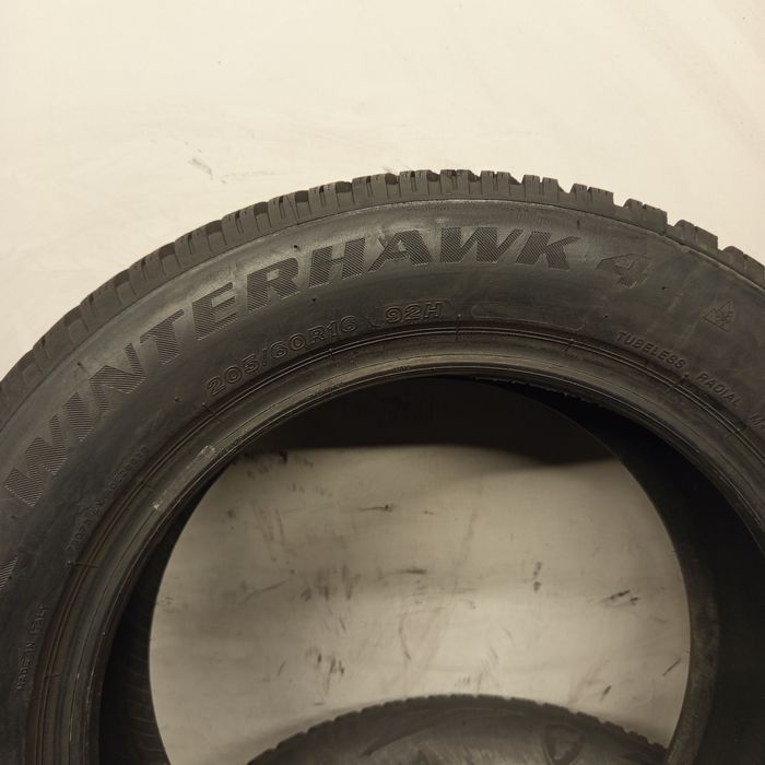 205/55R16 Firestone WinterHawk 4