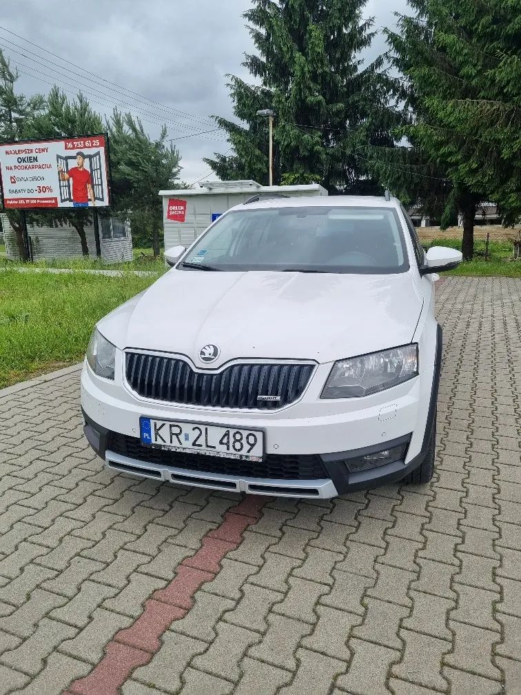 Skoda Octavia Scout/ 2.0 TDI/184KM/ DSG /4*4/ Salon-Polska/ I-WŁ./ Serw-ASO/ F. VAT