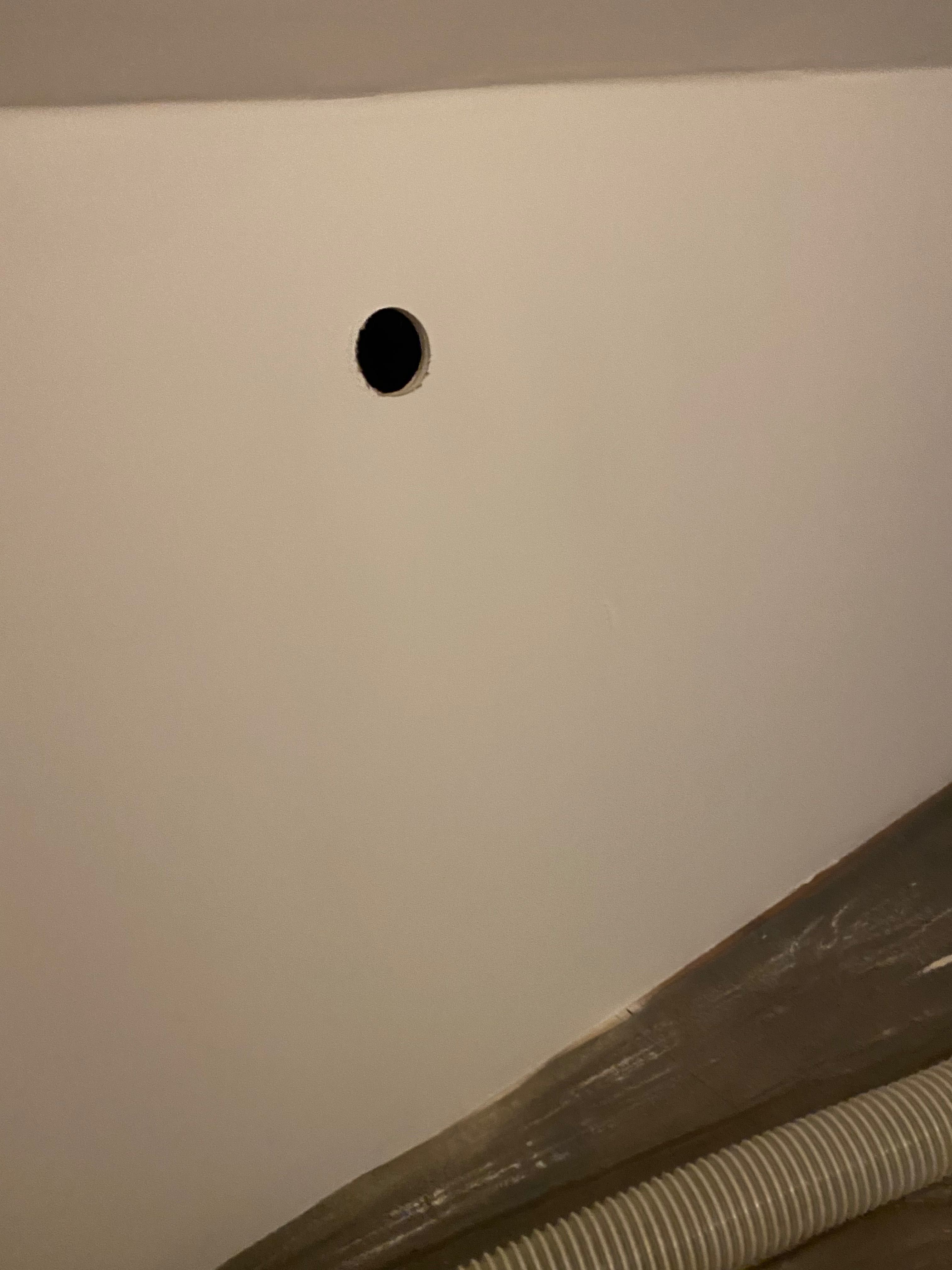 Naprawa ocieplenia poddaszy ścian sufitów stropów celulozą po kunie