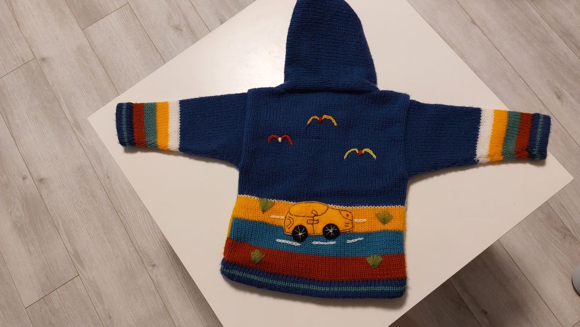 Sweterek chłopięcy peruwiański rozmiar 6-12miesiecy