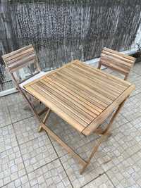 Mesa de madeira de quintal 70x70 com 2 cadeiras