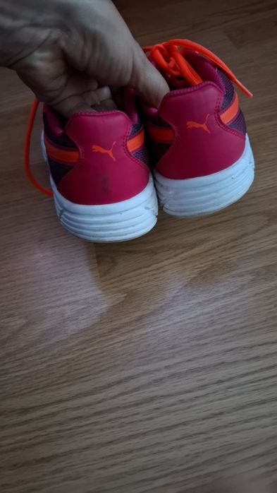 Puma świetne sportowe buty 39