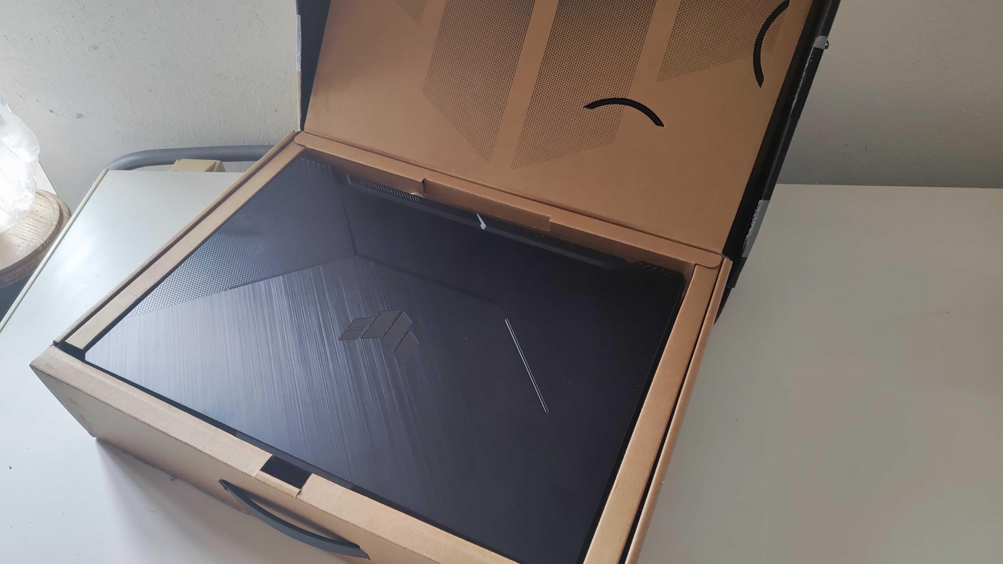 ASUS TUF GAMING FX506HC (i5-11400H/RTX 3050/16 Gb)