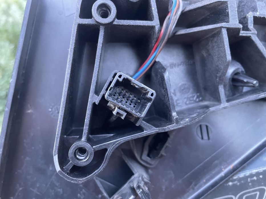 Дзеркало праве Рено Меган 3 / Renault Megane 3