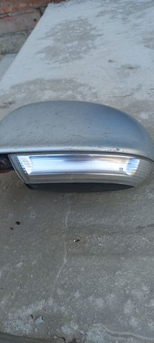 Поворотник,накладка дзеркала,поворотнний механізм дзеркала vw golf 5,з