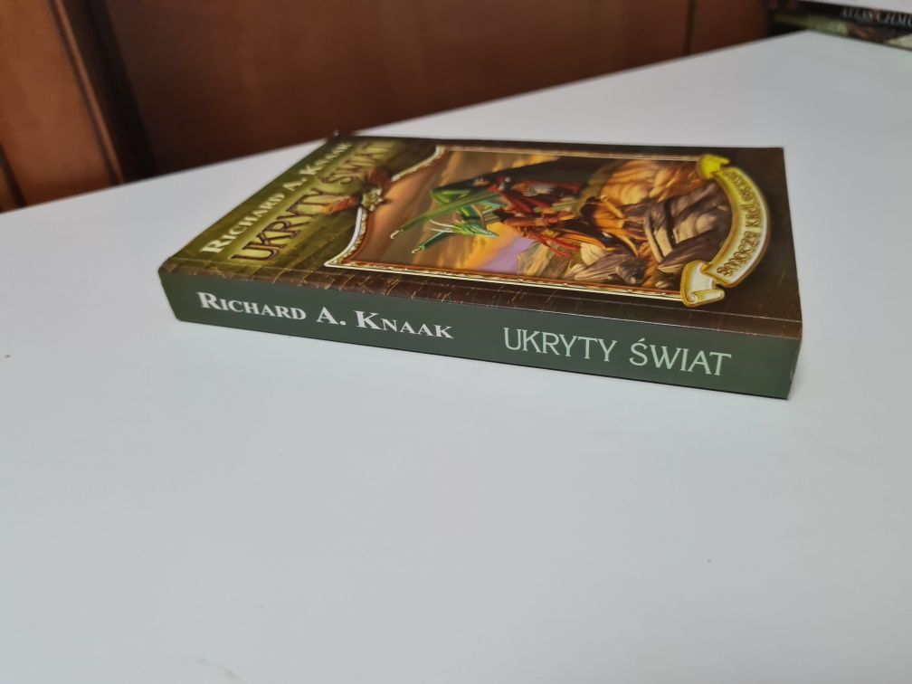 Ukryty świat - Richard A. Knaak x