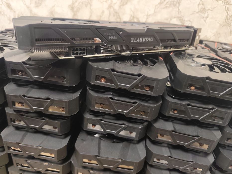 Відеокарти Gigabyte GeForce GTX1060 3Gb DDR5 1*HDMI,DVI,3*DP (1*8PIN)