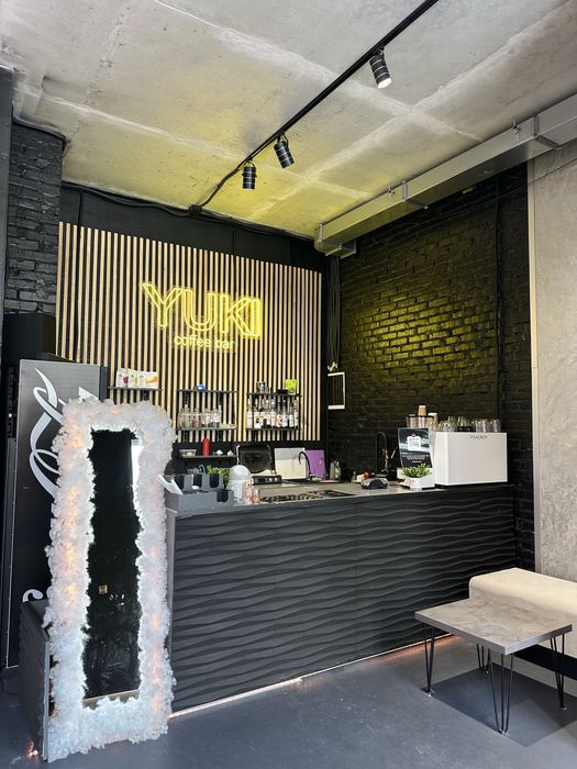 Стильний фастфуд - кавʼярня