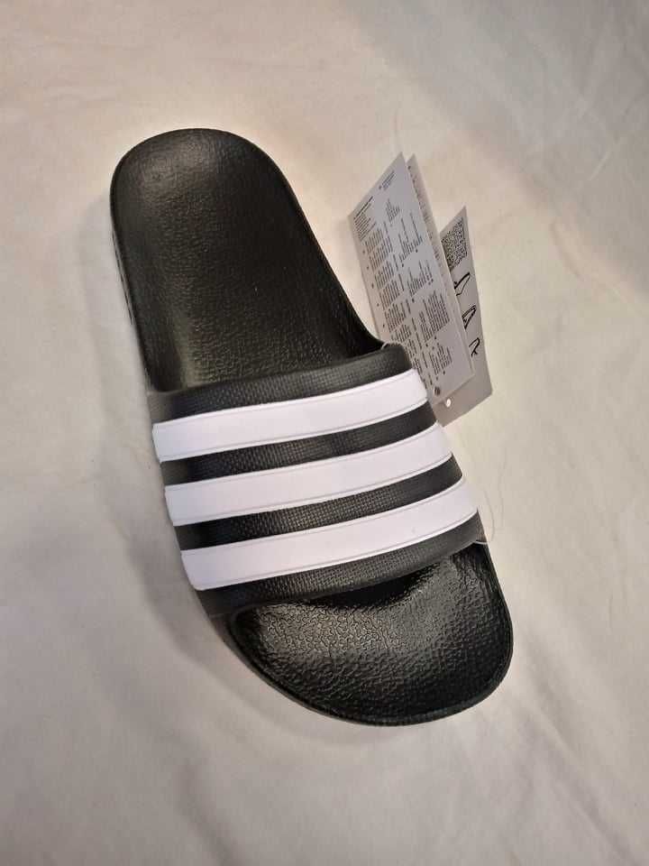 Klapki firmy Adidas roz. 36