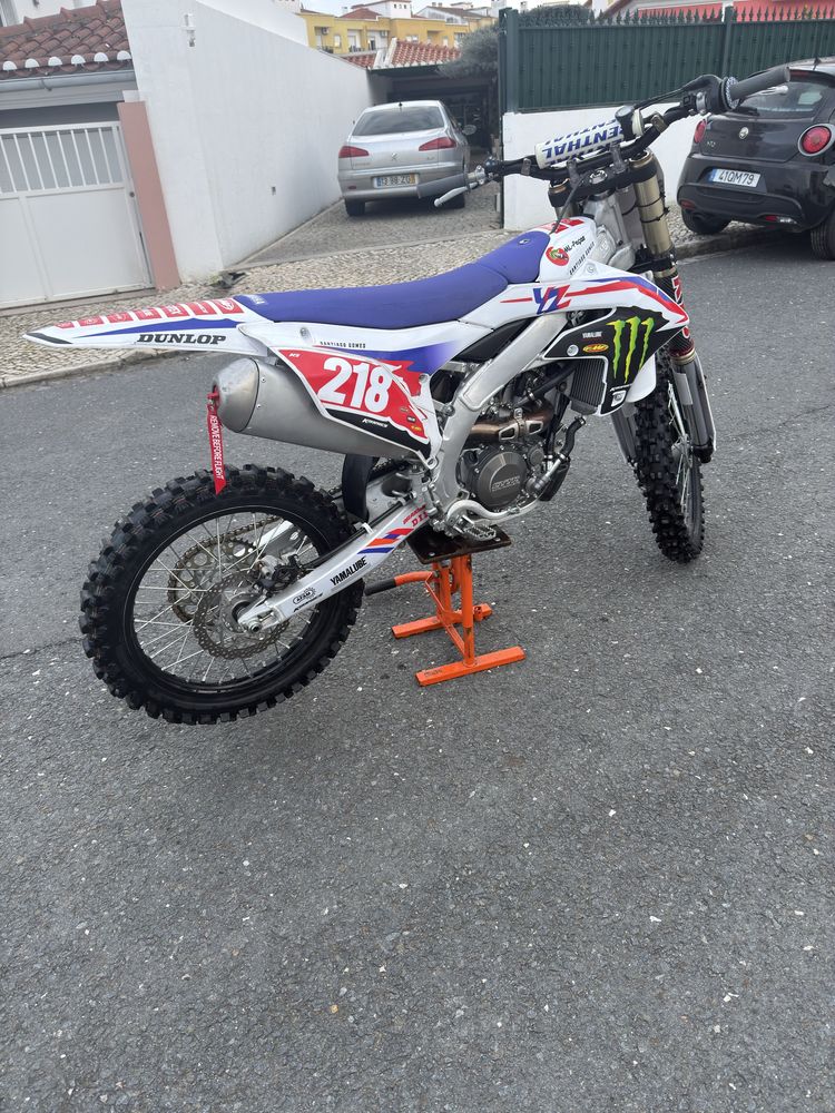 Yamaha  Yz 250F.