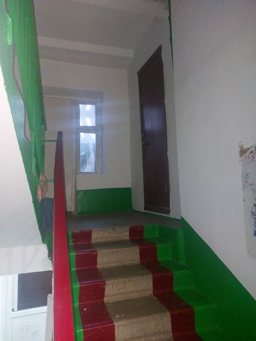 Продаж. Трикімнатна квартира. Район Ювілейний. Цегла.  Під програму.