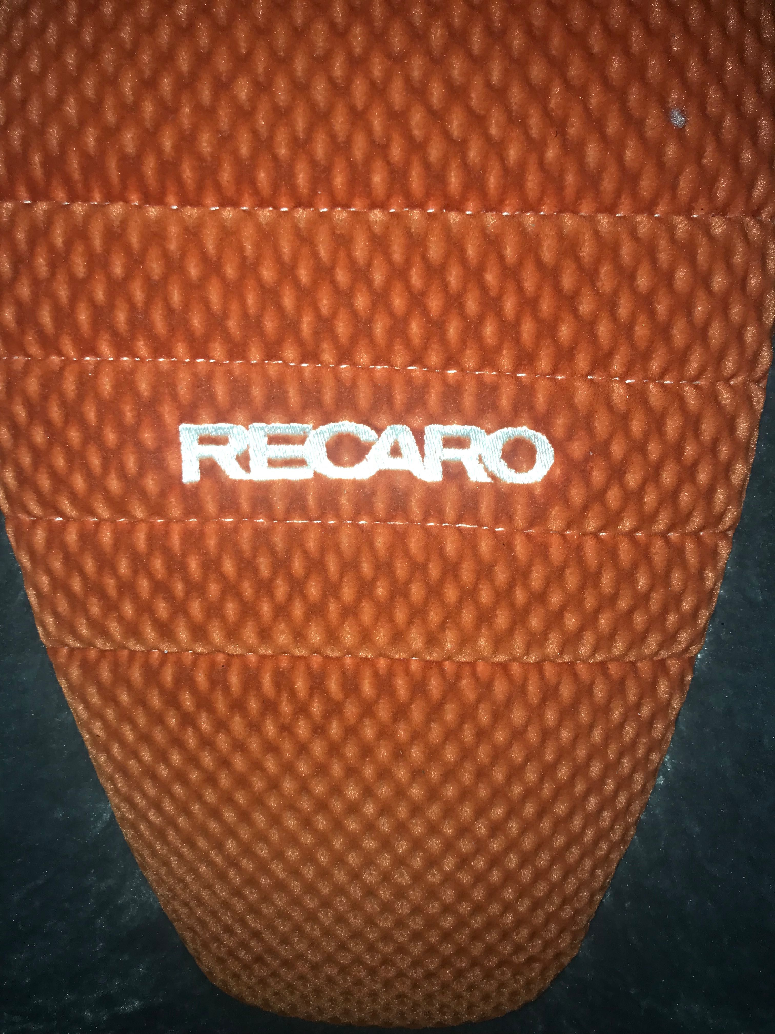 Автокрісло Recaro Young Sport
(9-36 кг),
 виробництво Німеччина.