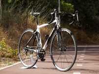 Bicicleta de Estrada BH Servicio Competicion - Carbono e Alumínio
