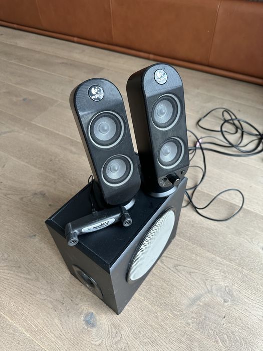 Logitech zestaw głośników+kamerka