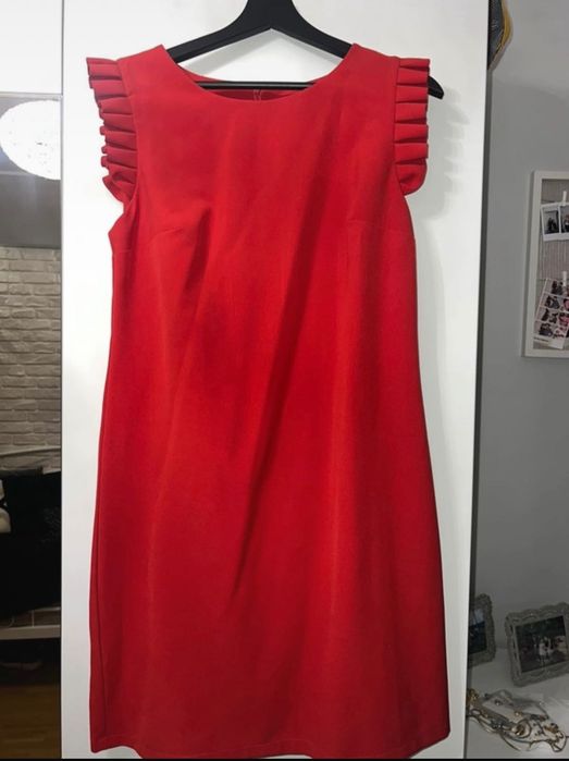 Czerwona sukienka