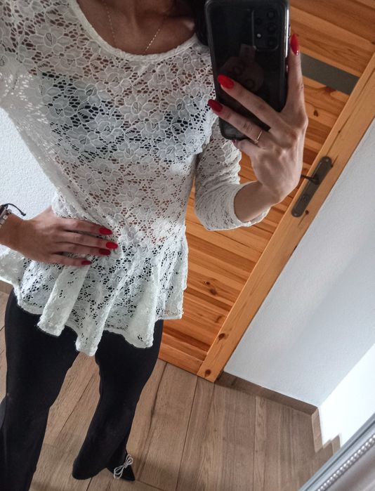 Bluzka koronkowa piękna XS S