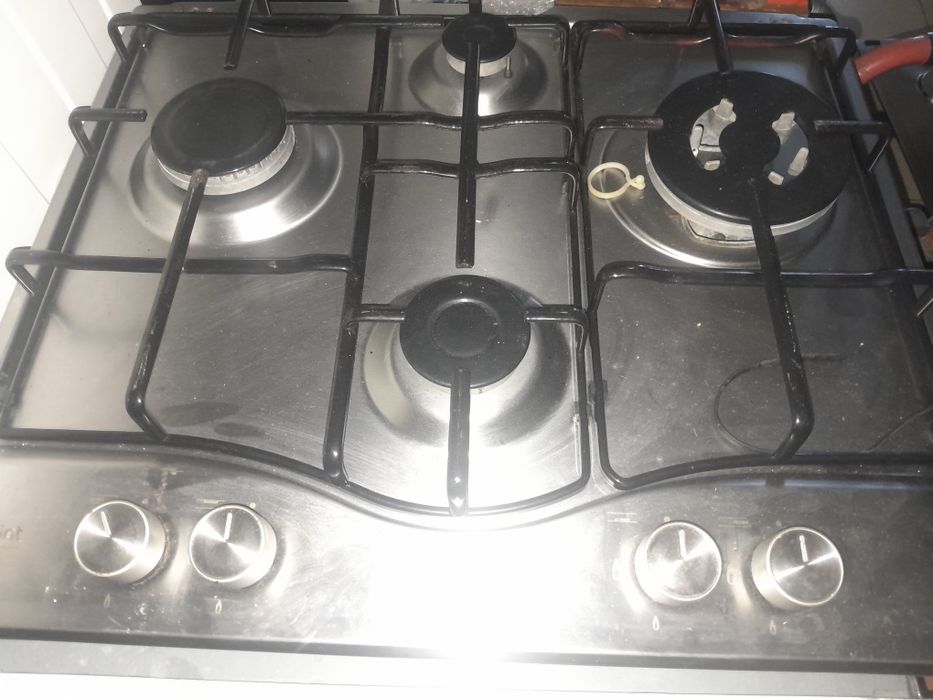 Placa de encastrar Ariston gas natural 100€