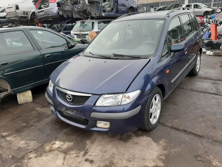 Mazda Premacy 2.0 Diesel 2001r.Maska przednia