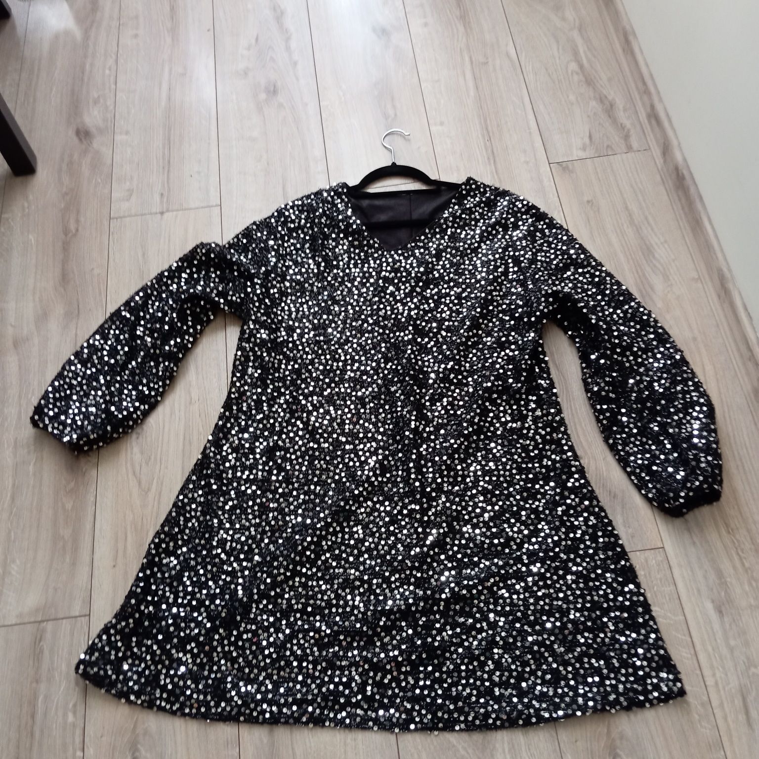 Czarna cekiny elegancka