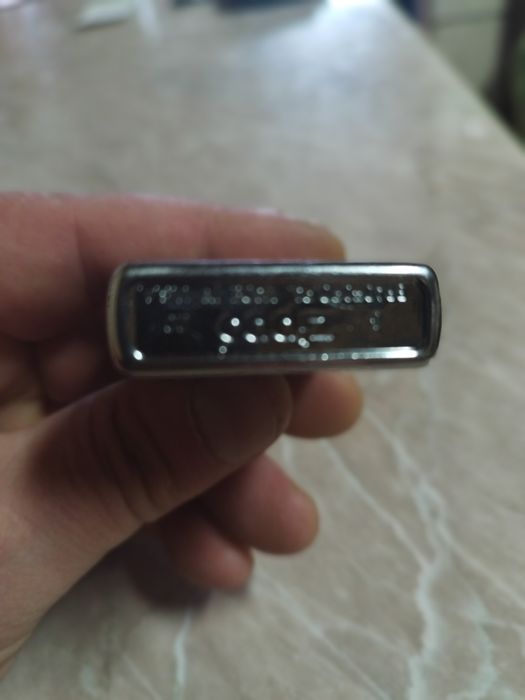 Benzynowa zapalniczka zippo