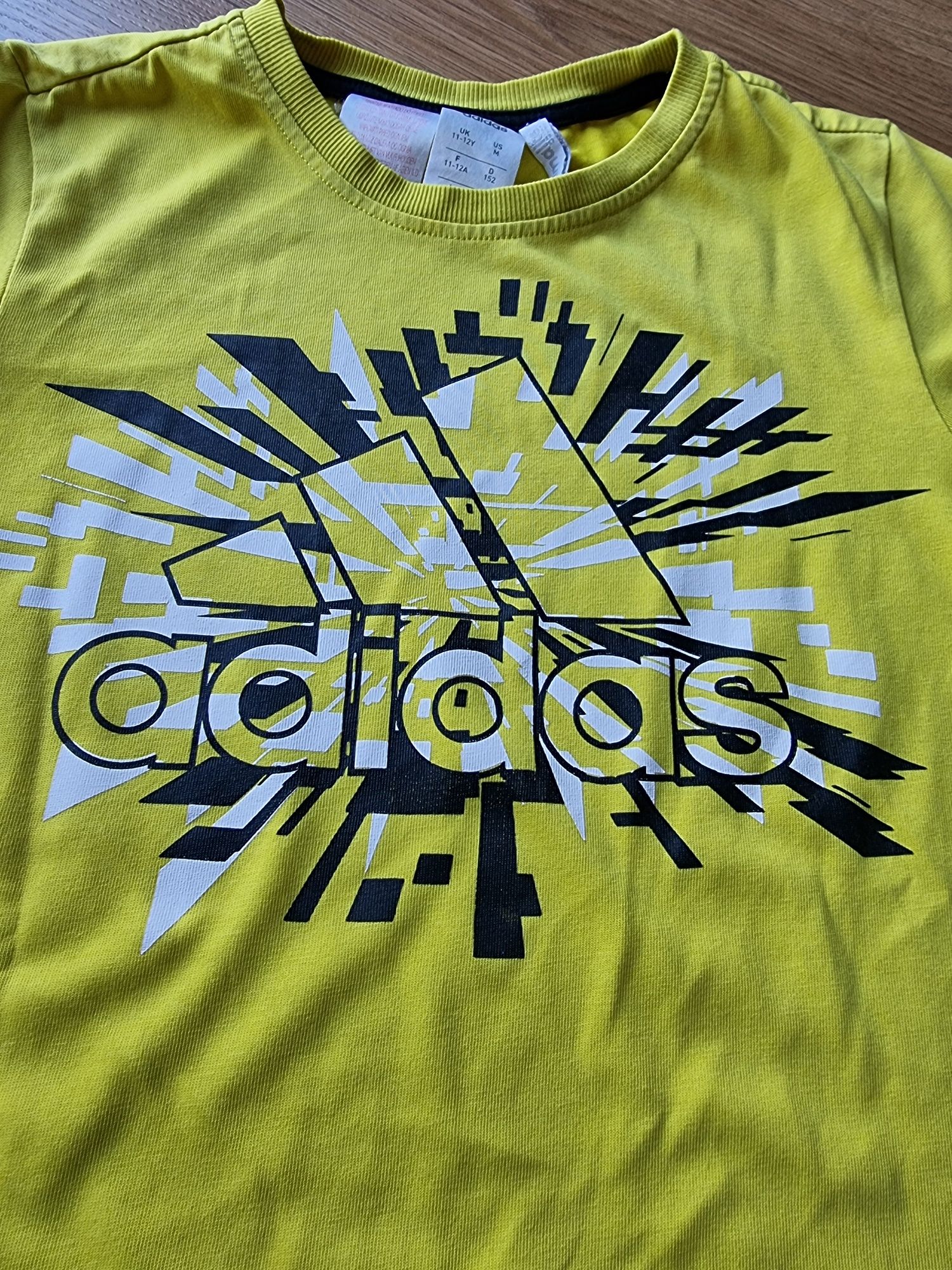 T-shirt adidas 152