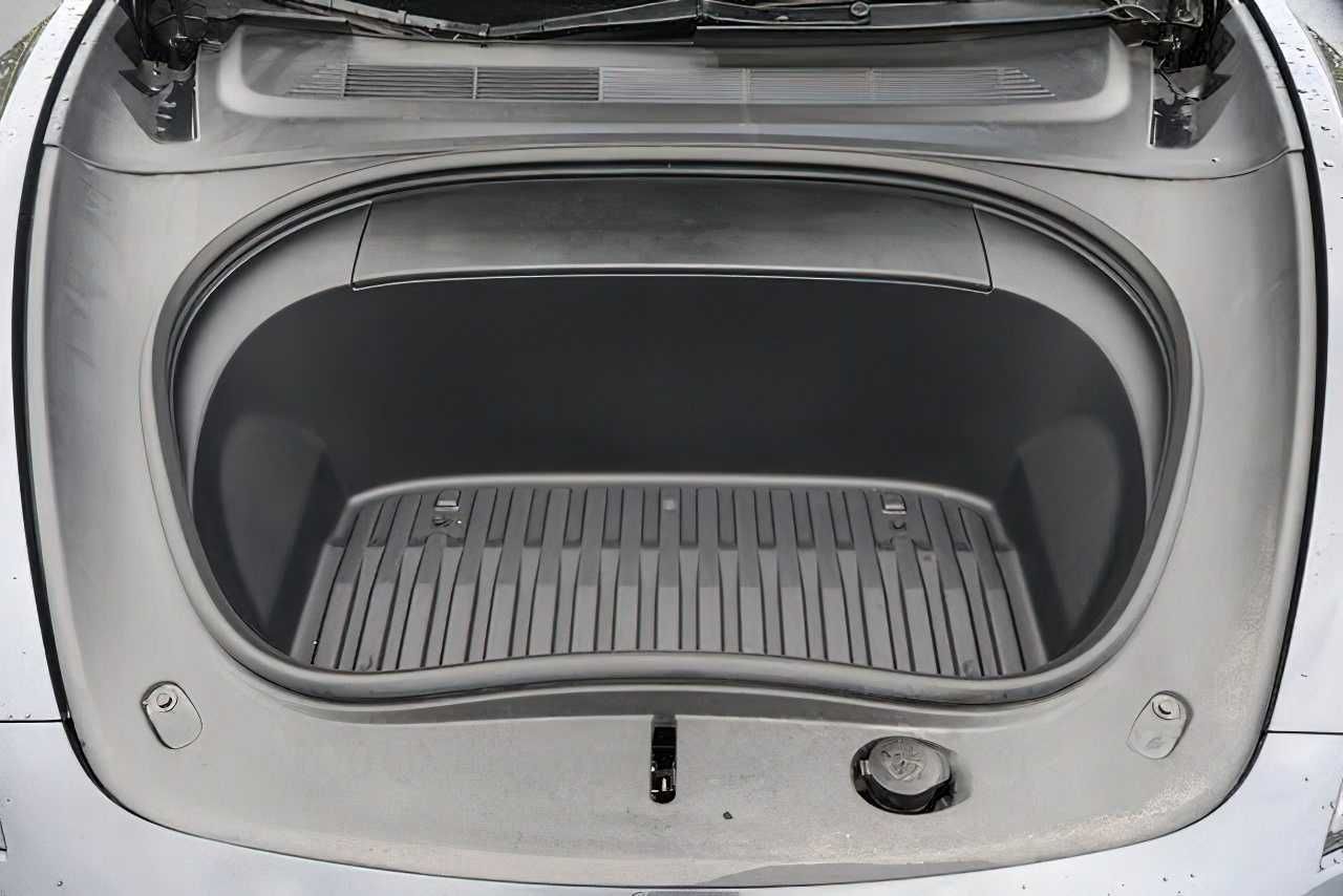 Tesla Model 3 Long Range 2024