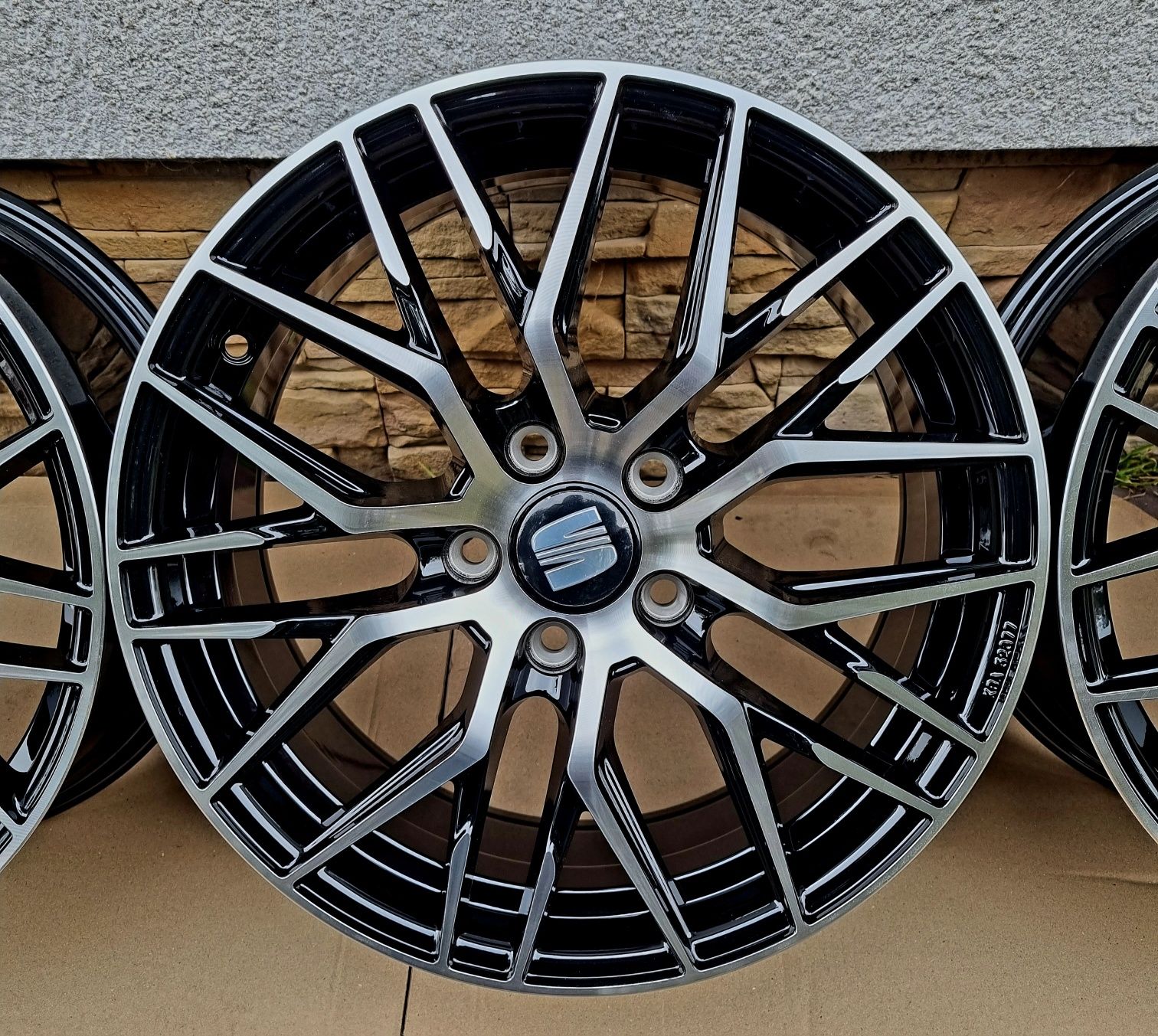 ALUFELGI Audi Volkswagen Skoda Seat 5x112 18 Nowe Niemieckie