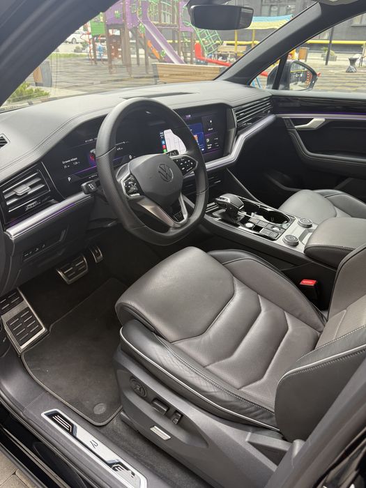 Volkswagen Touareg R-Line Platinum 2022