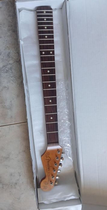 Braço licenciado pela Fender fabricado no Japão modelo classic 60s nov