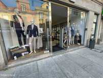 Arrenda-se loja comercial/serviços na Rua Brito Capelo em Matosinhos