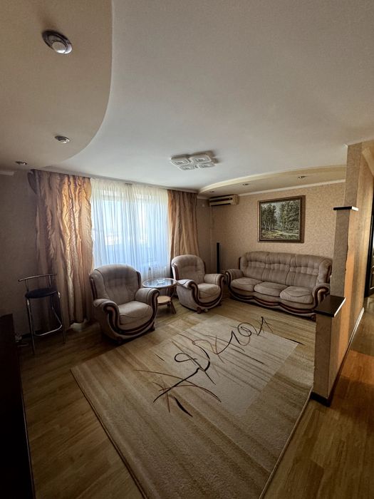 Продается 3к квартира (Возможна продажа по Євідновлення)