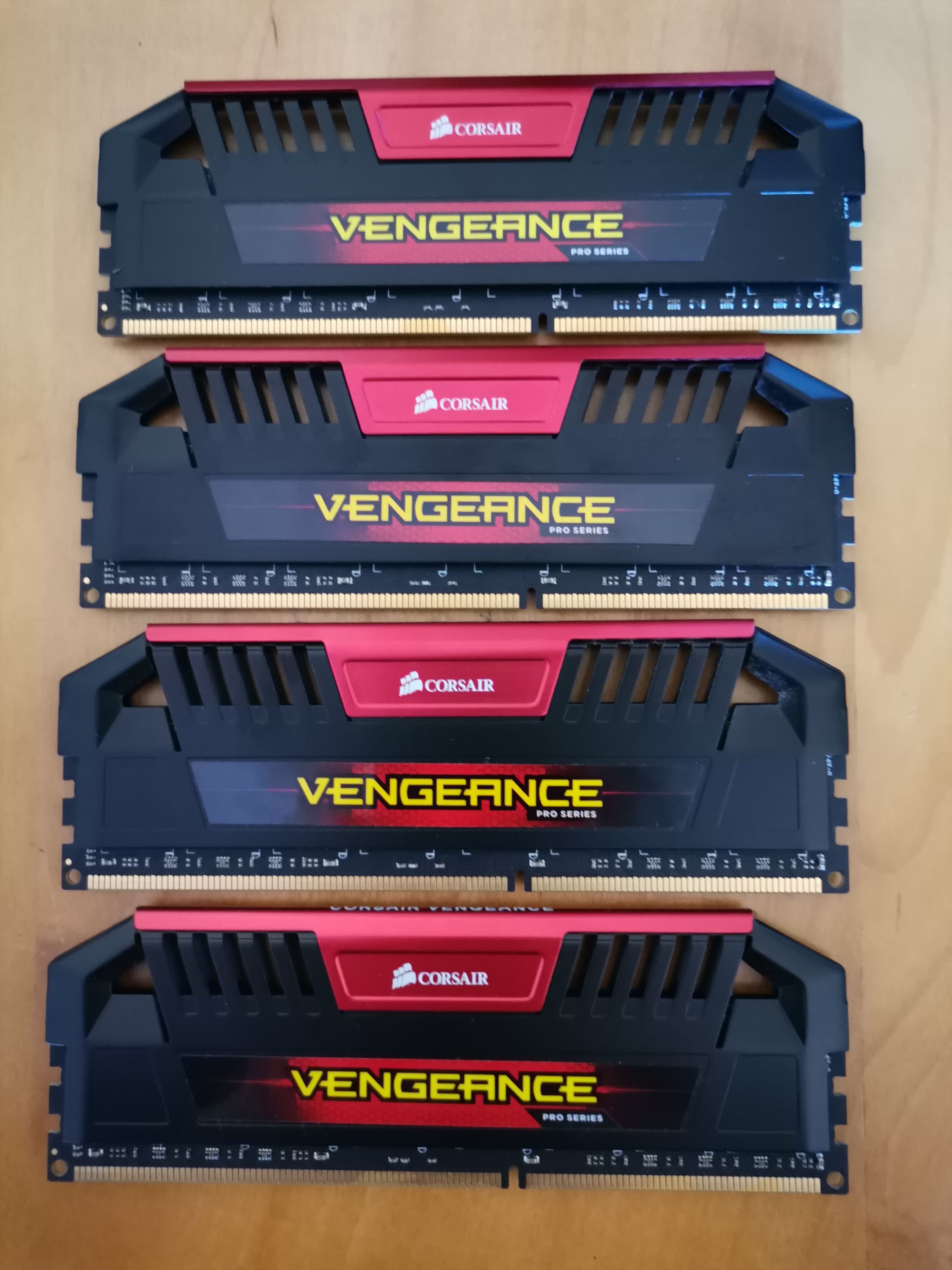 Memórias Corsair VENGEANCE Pro Series