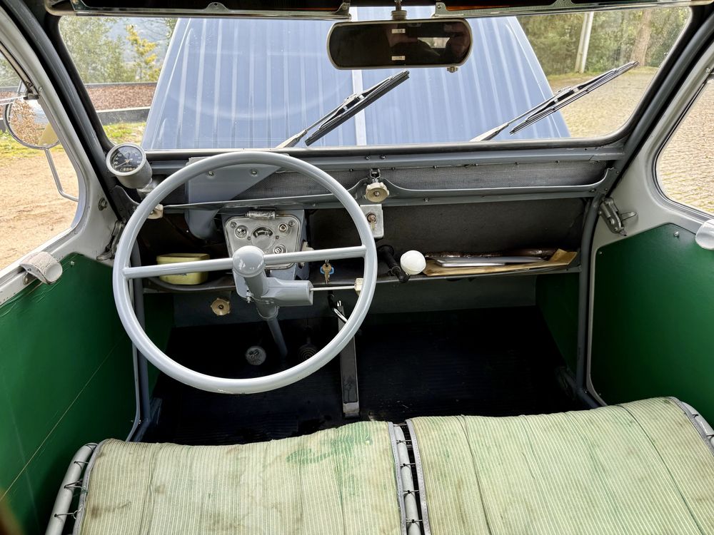Citroen 2cv az Primeira série