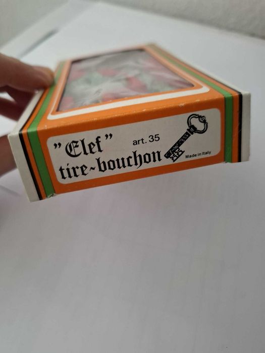 Saca-rolhas vintage em formato de chave com gancho folha de videira