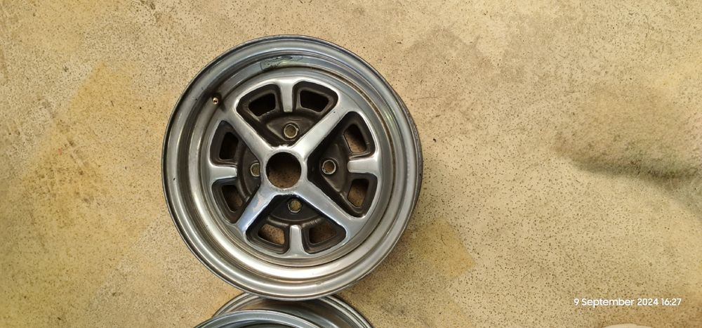 4 jantes para MGB ou BGT
