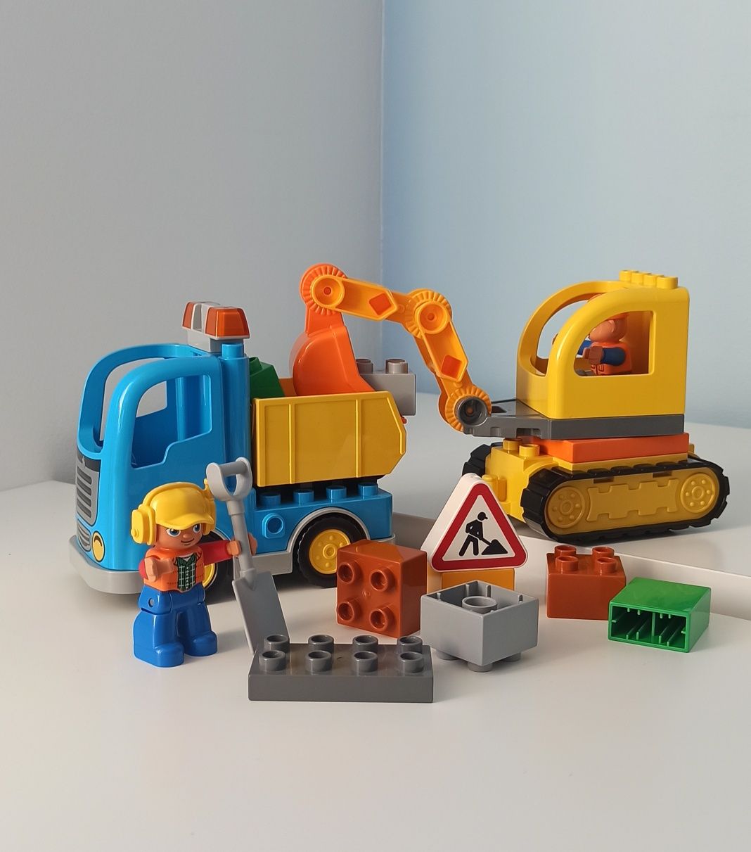 Lego Duplo wywrotka i koparka 10812