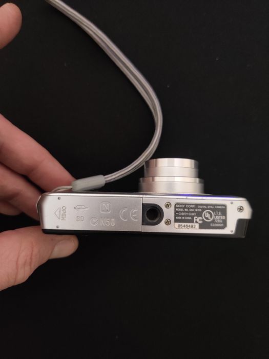 Sony Cyber-shot DSC-W310 Silver Aluminum Вінтажна Мильниця фотоапарат