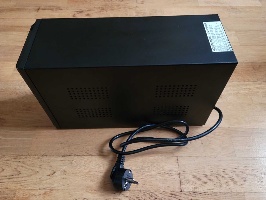 LogicPower LPM-U1100VA ДБЖ, ИБП, Безперебійник. Стабілізатор напруги.