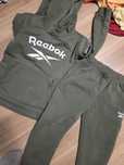 Dres reebok na 8 lat