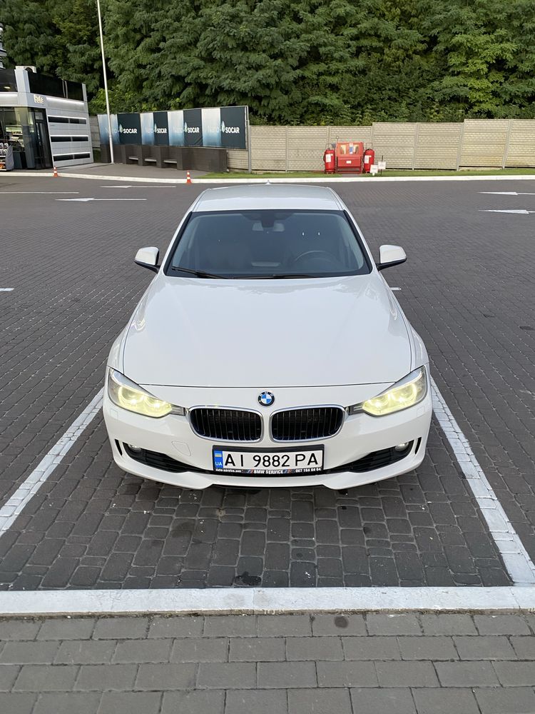 BMW f30 320i офіціал в рідній фарбі