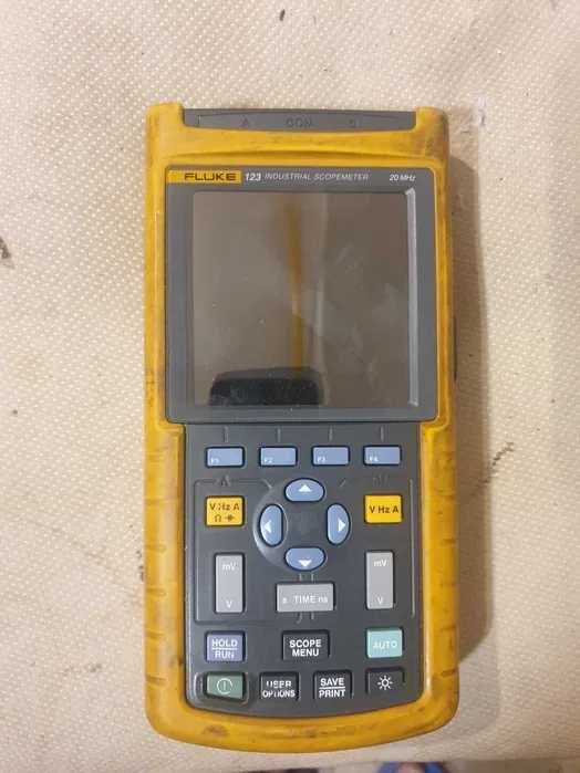 Skopometr Fluke 123