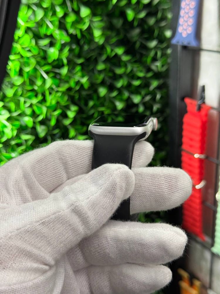 Apple Watch SE40 Silver Магазин, Гарантія, Вибір