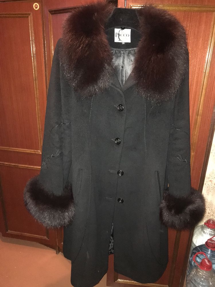 Пальто женское зимнее тёплое с натуральным мехом